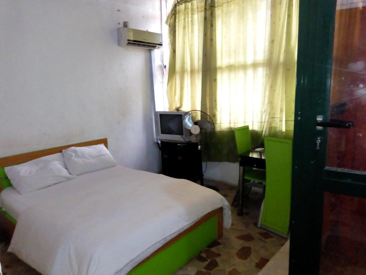 Royal Green Guest House Abeokuta Exterior foto